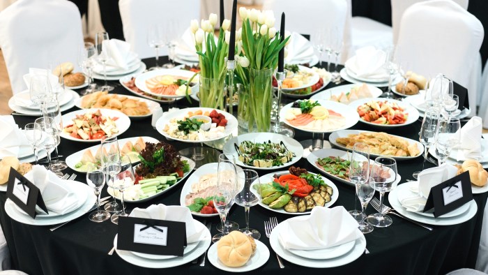 Выбор меню на свадебный стол | Русские Традиции